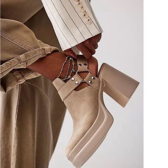 Free People Hybrid Harness Boots in Diamond Suede Colorway NEW in Box - Picture 4 of 13